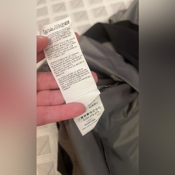 Elegant Gray and Black Women's Dress - Picture 5 of 5